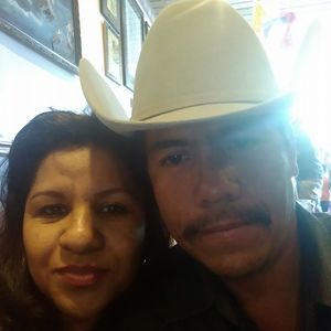 Meet your Posher, Gloria